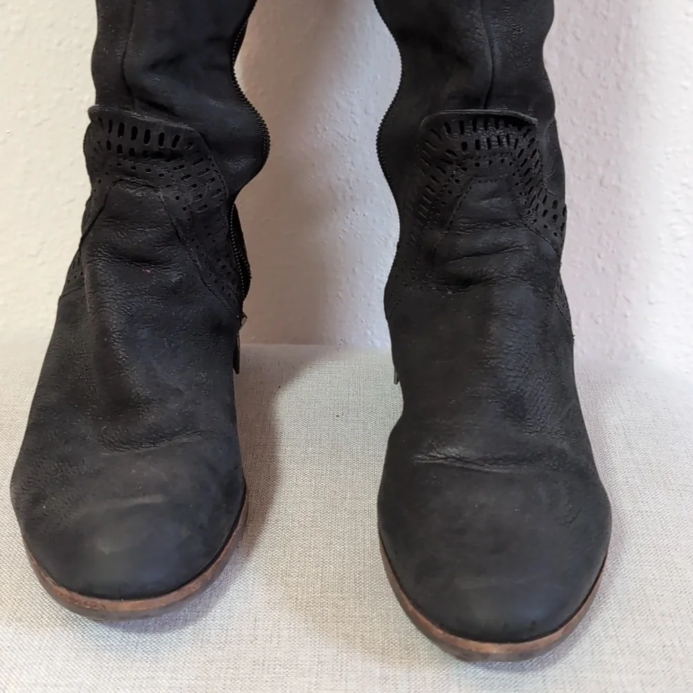 Vince Camuto Karinda Black Matte Leather Over-the-Knee Boots Women's Size 9